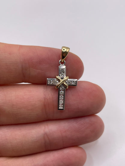 9ct gold diamond cross pendant