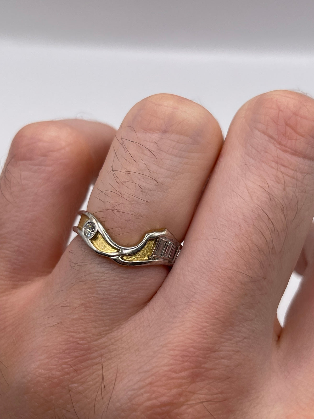 18ct two tone gold diamond ring