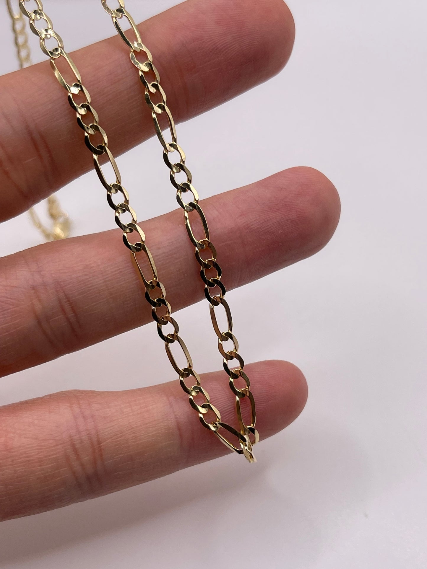 9ct gold chain 325