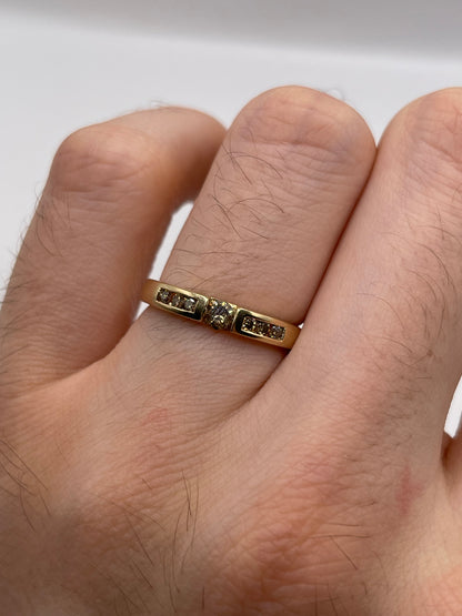 9ct gold diamond ring