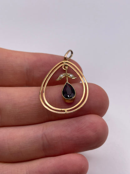Antique 9ct gold amethyst and pearl pendant