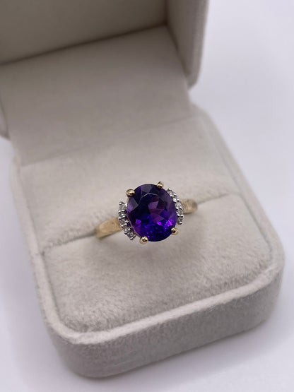 9ct gold amethyst and diamond ring