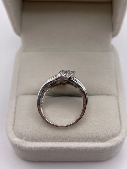 9ct white gold diamond cluster ring