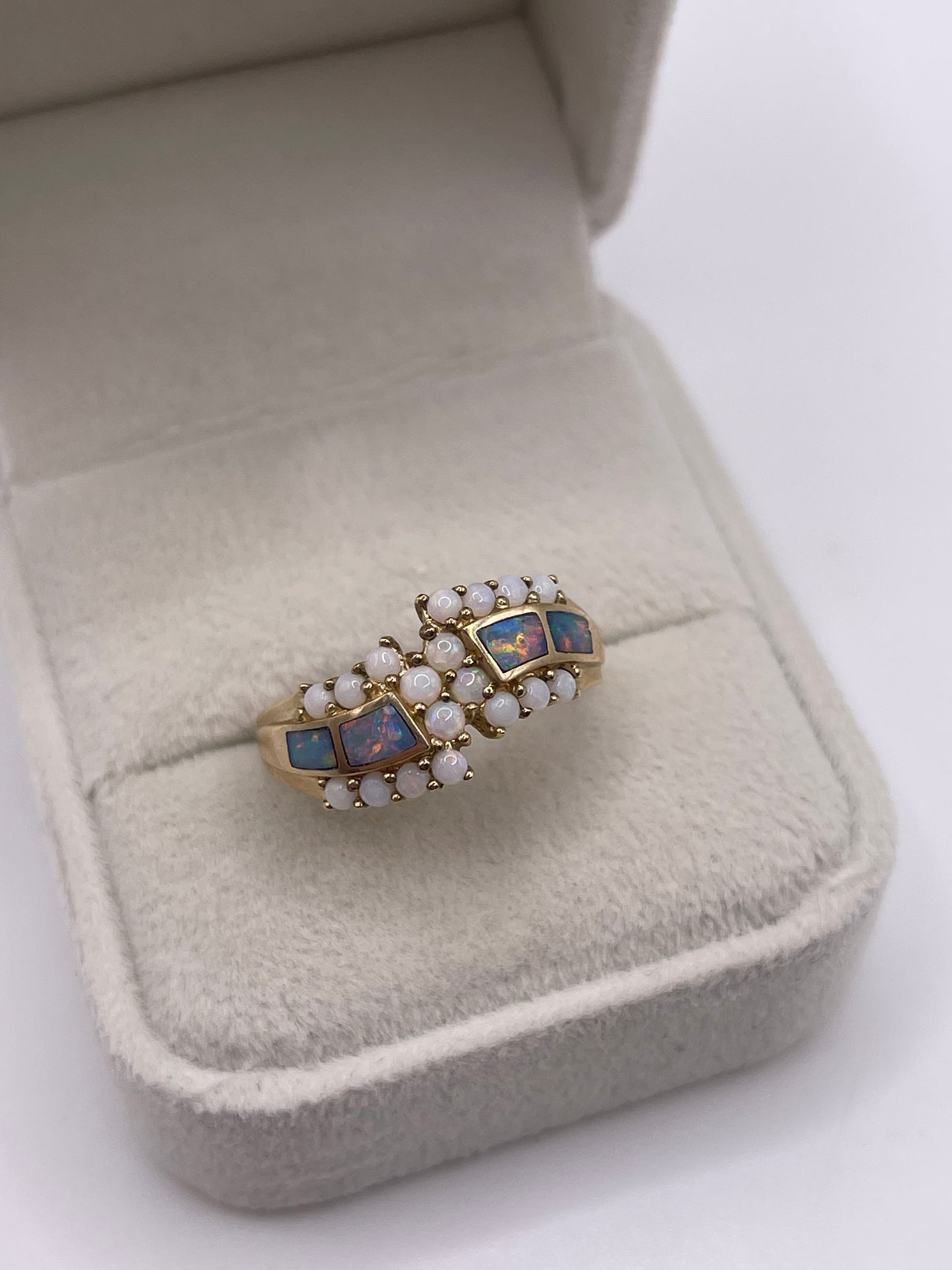 9ct gold opal cluster ring