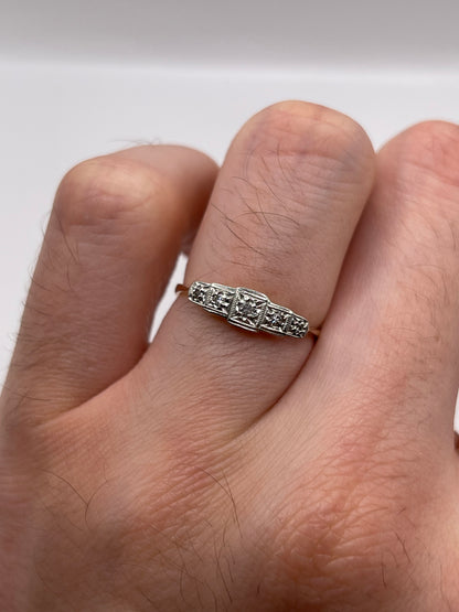 9ct gold platinum diamond ring