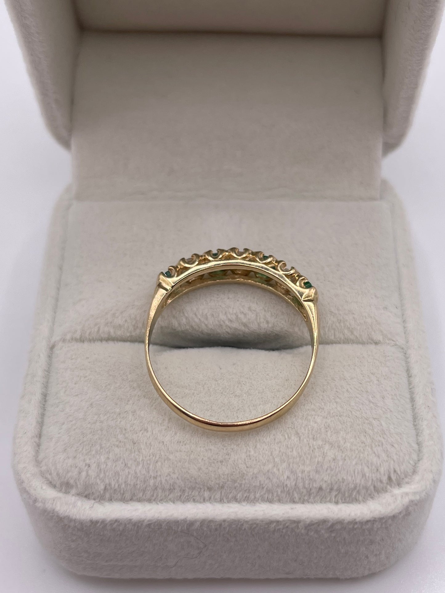 9ct gold emerald and cz ring