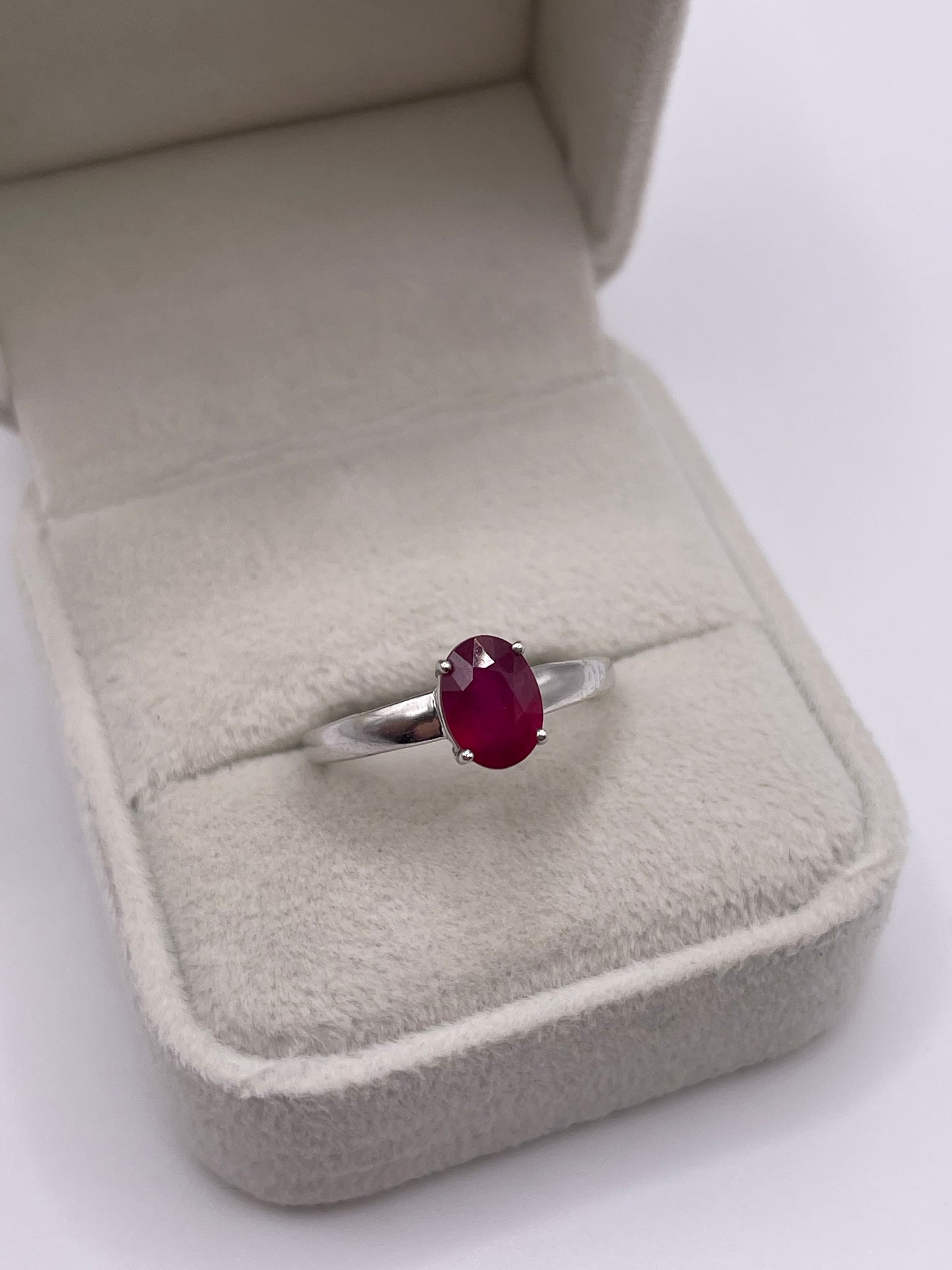 9ct white gold ruby ring