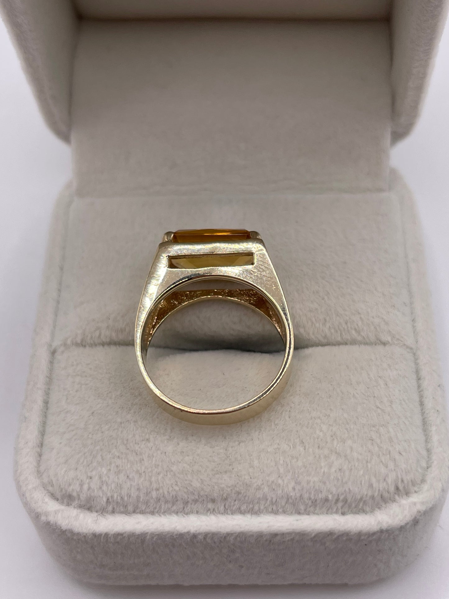 9ct gold citrine ring