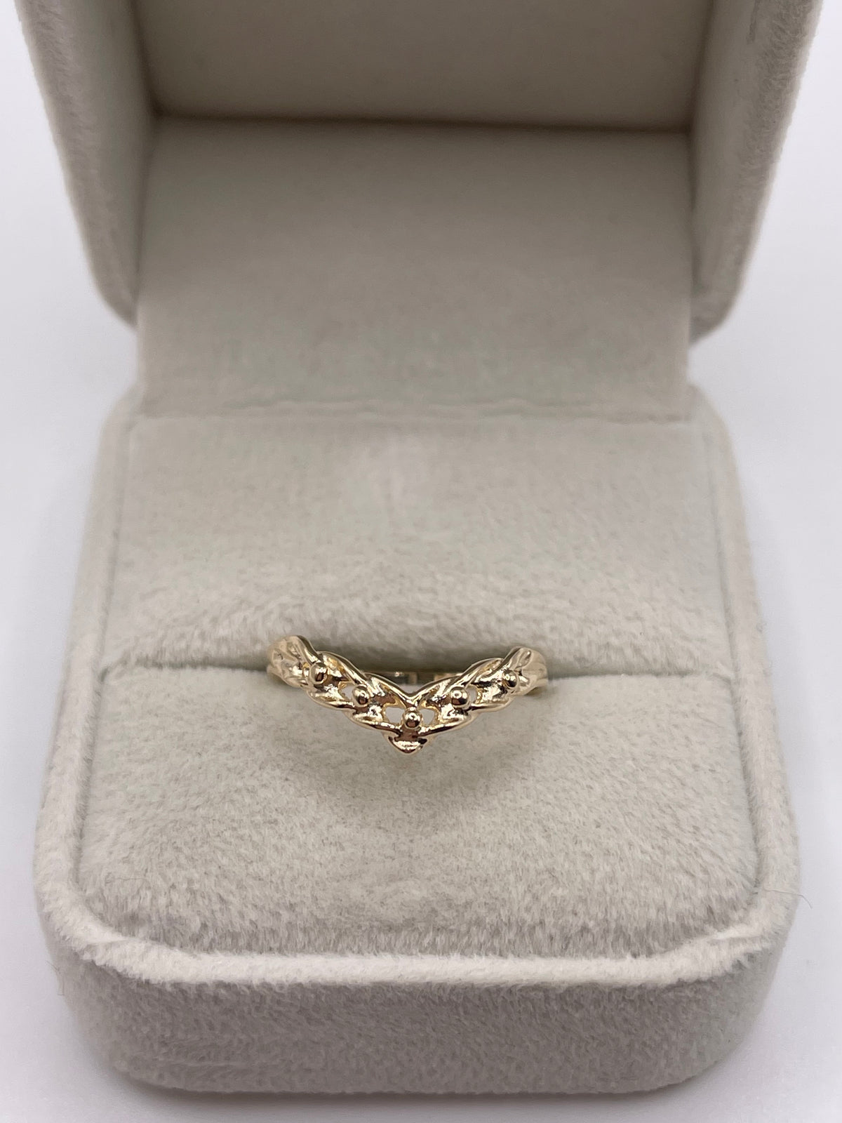 9ct gold keepers wishbone ring