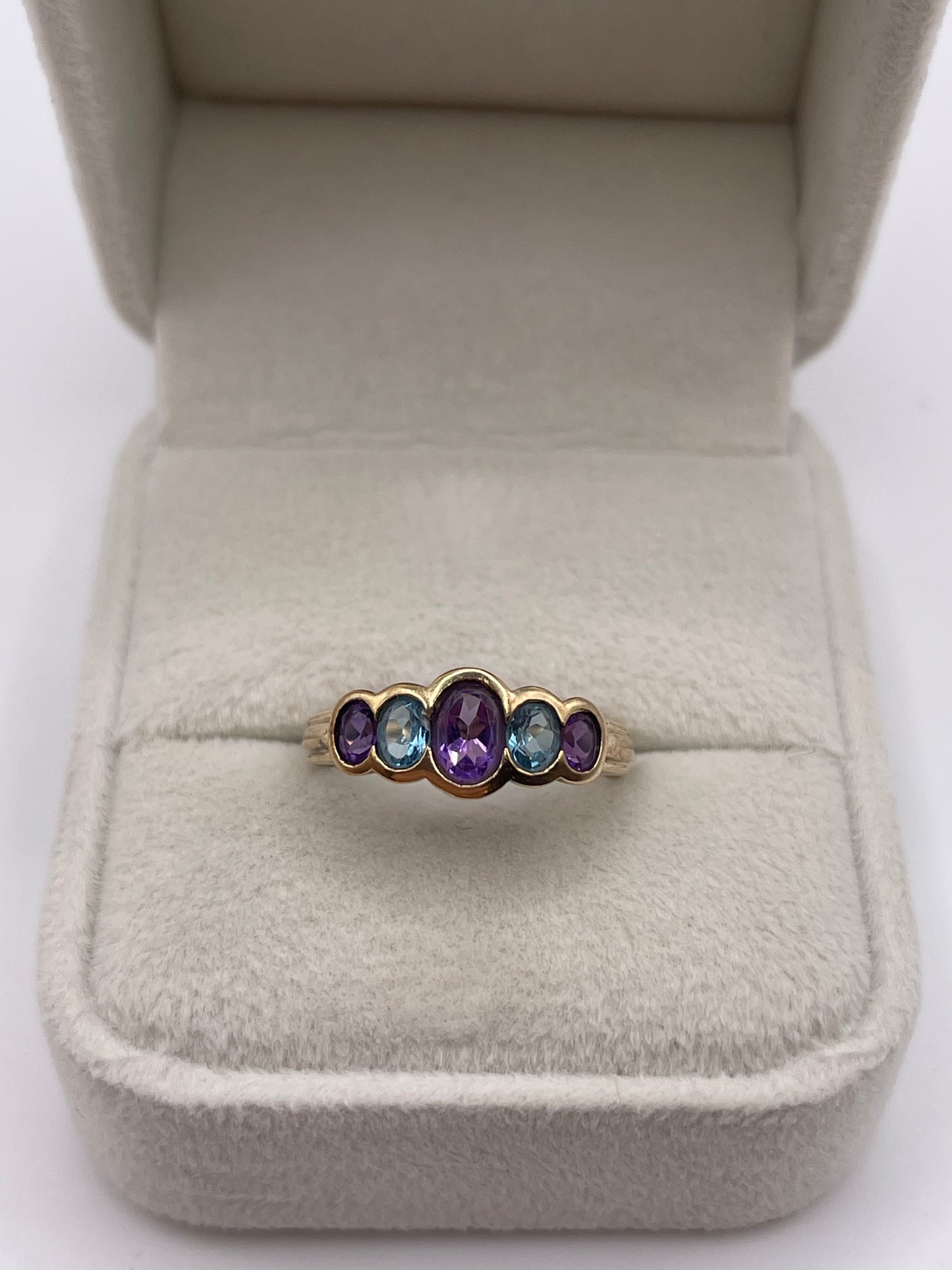 9ct gold amethyst and topaz ring