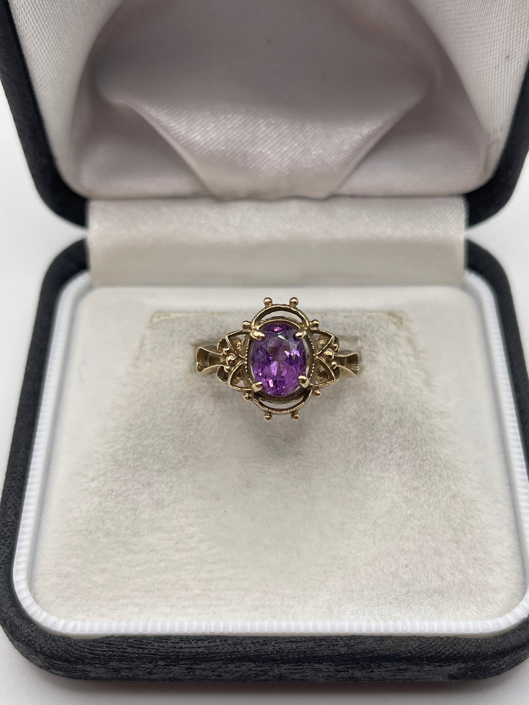 9ct gold amethyst ring