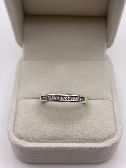 9ct white gold diamond ring