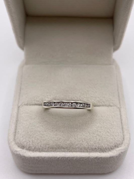 9ct white gold diamond ring