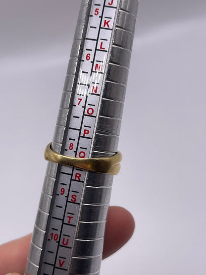 18ct gold and emerald and diamond ring