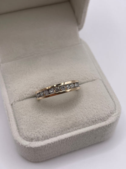 9ct gold diamond ring