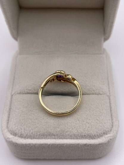9ct gold amethyst and diamond ring