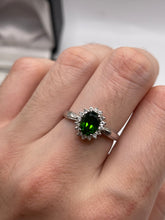 Load image into Gallery viewer, 9ct white gold diopside and topaz ring
