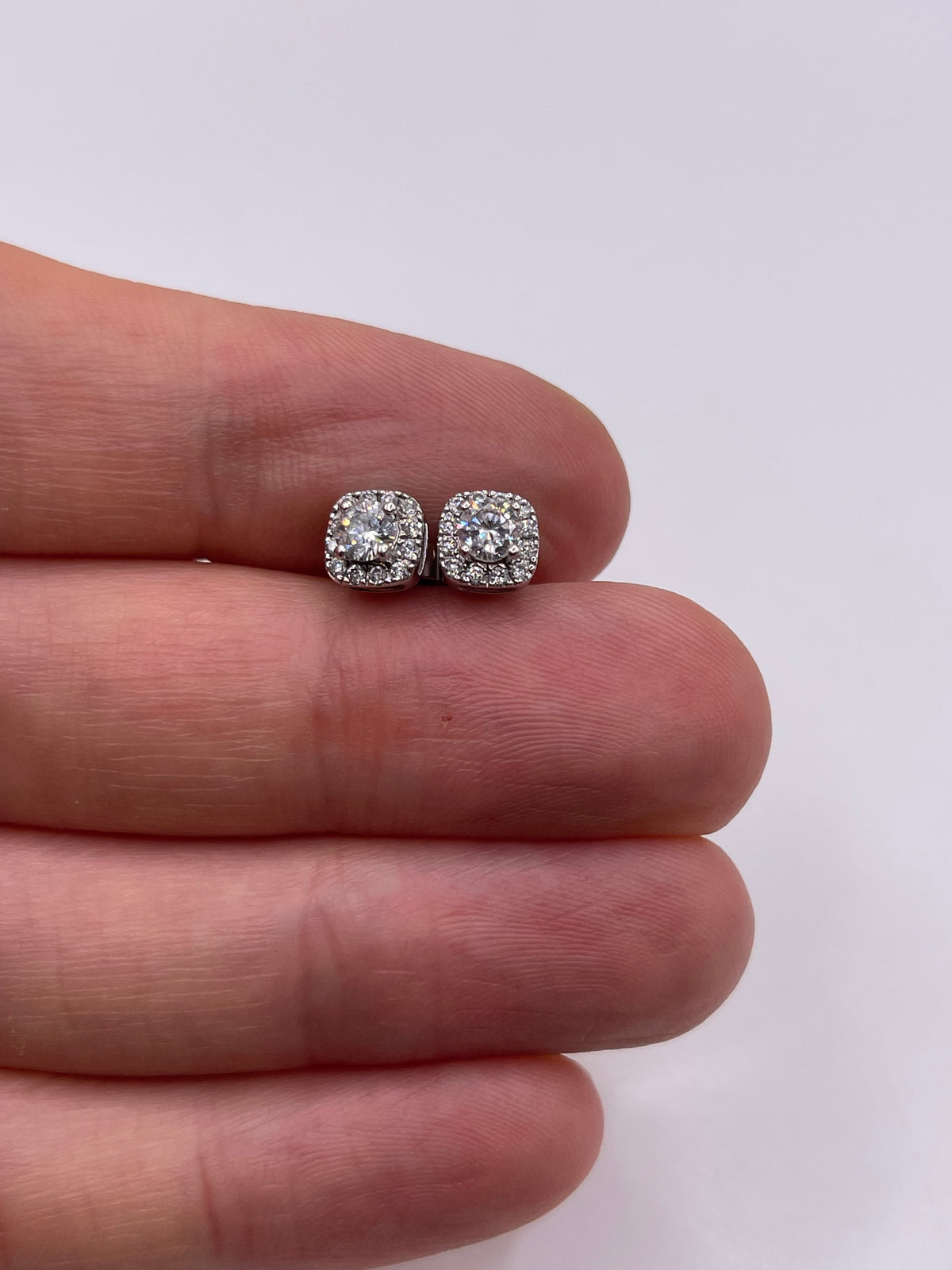 9ct white gold diamond earrings