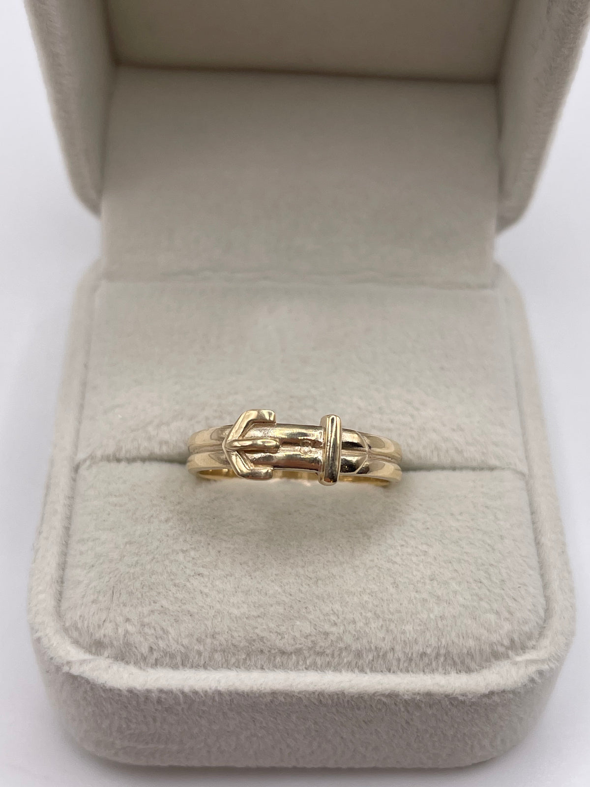 9ct gold buckle ring