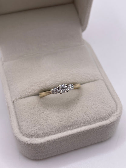 9ct gold diamond ring