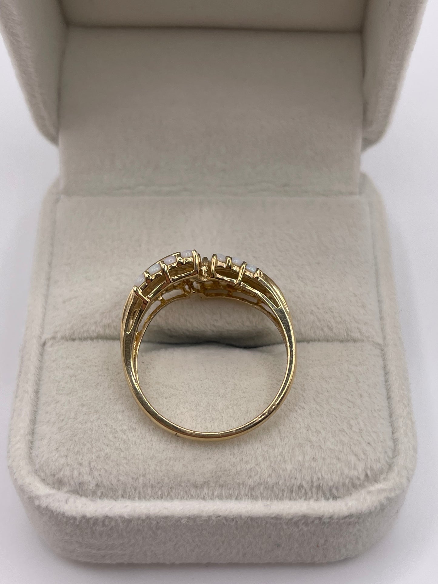 9ct gold opal cluster ring