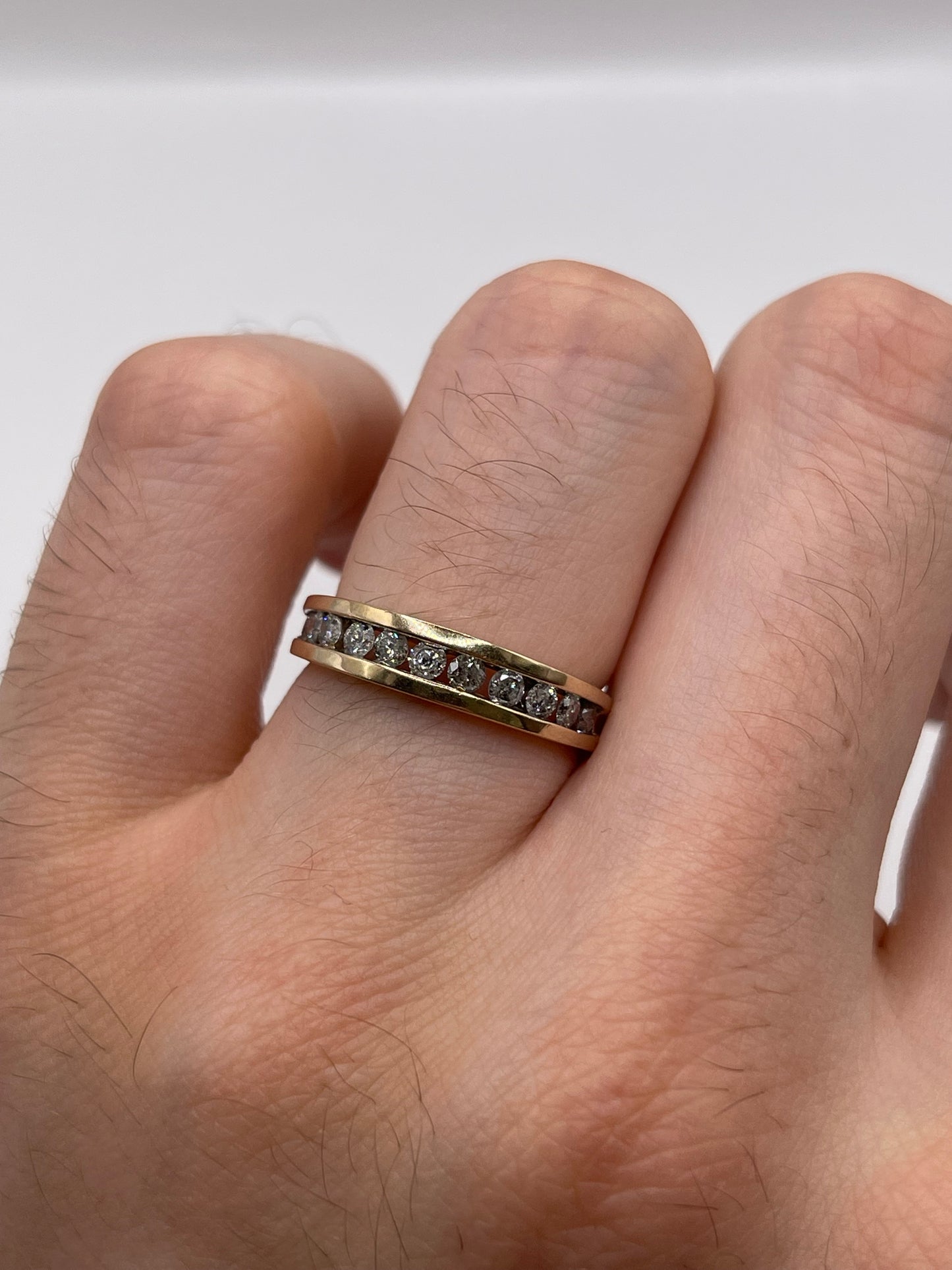 9ct gold diamond ring