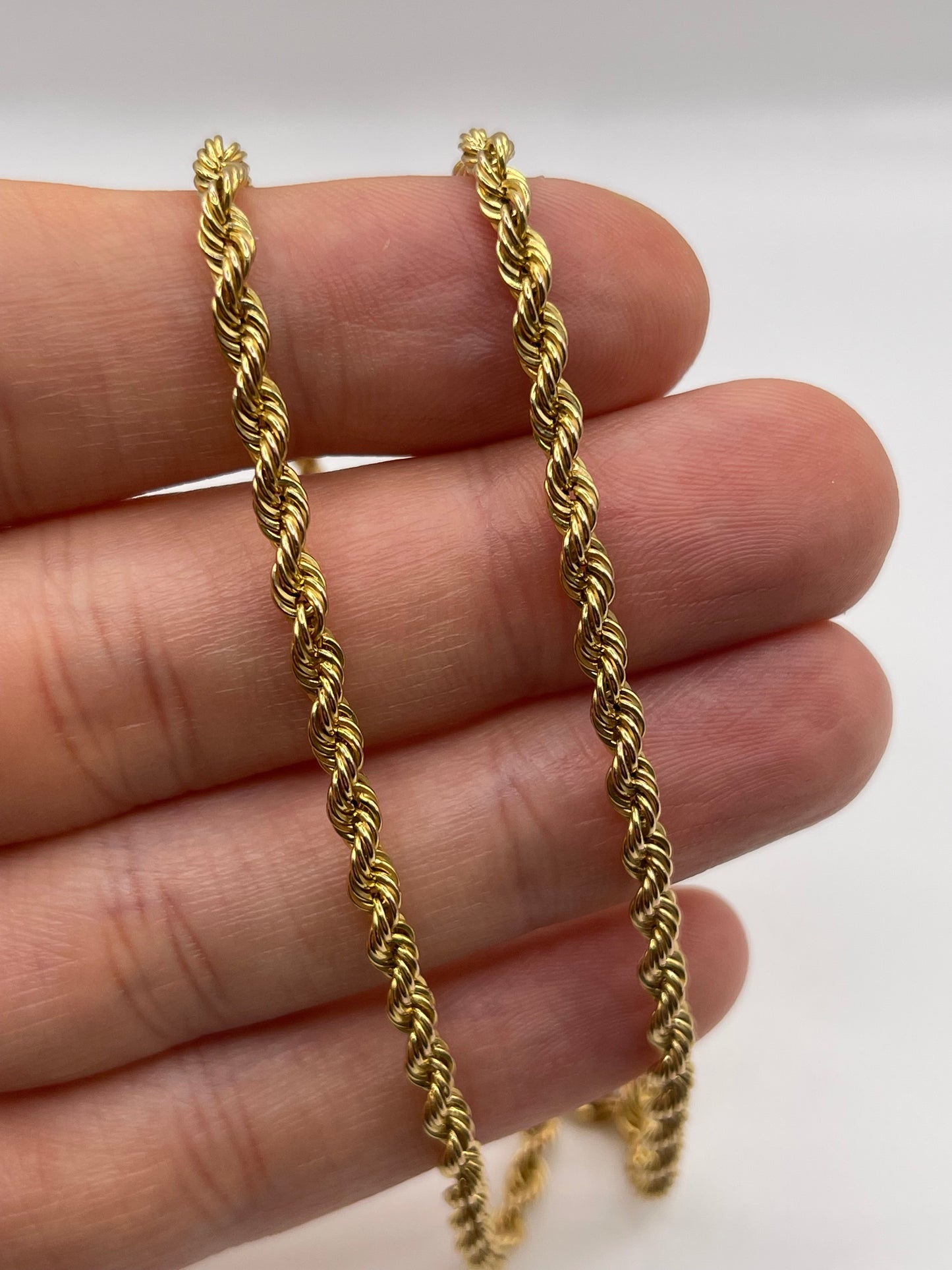 9ct gold chain 483