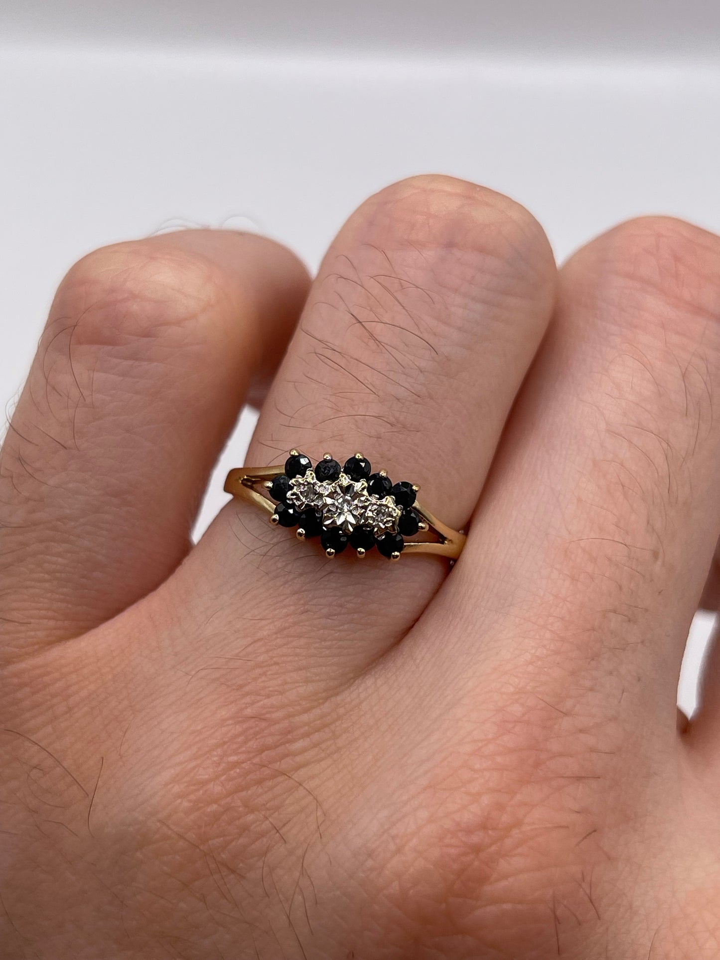 9ct gold sapphire and diamond ring