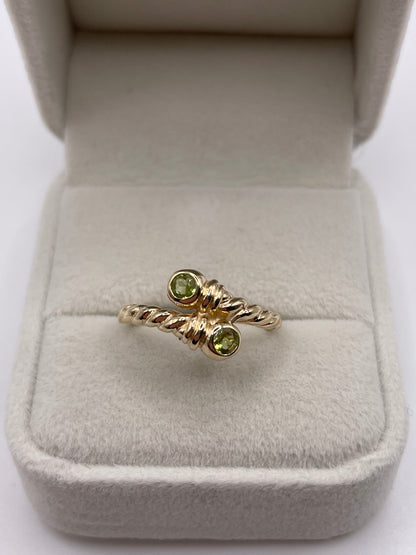 9ct gold peridot torque ring