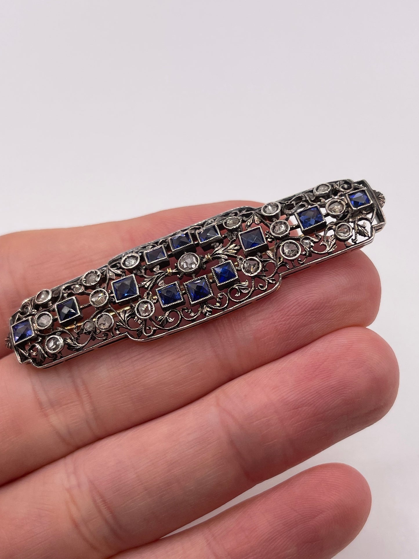9ct gold synthetic sapphire and diamond brooch