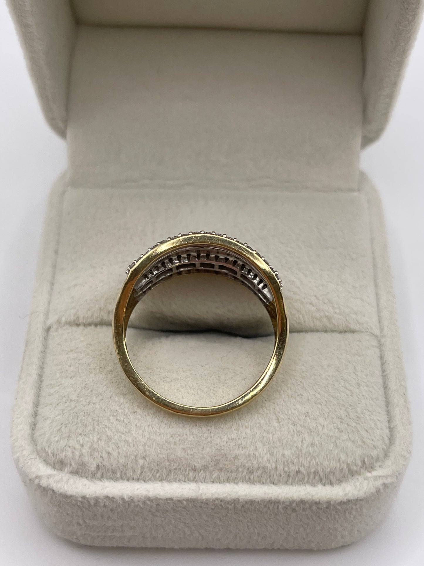 9ct gold diamond cluster ring