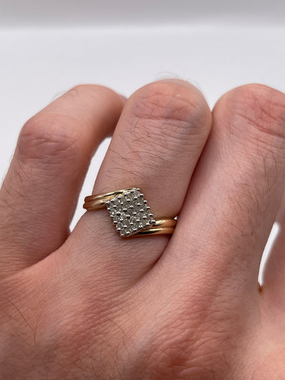 9ct gold diamond cluster ring