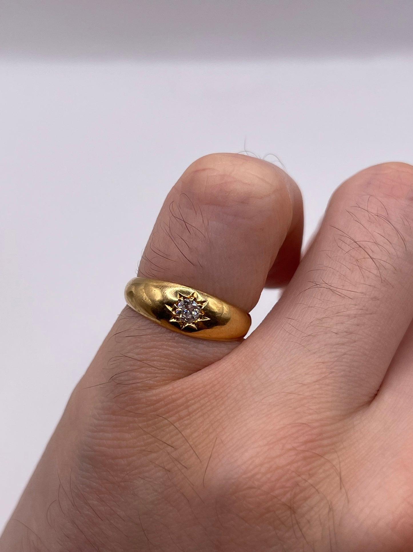 Antique 18ct gold diamond gypsy ring