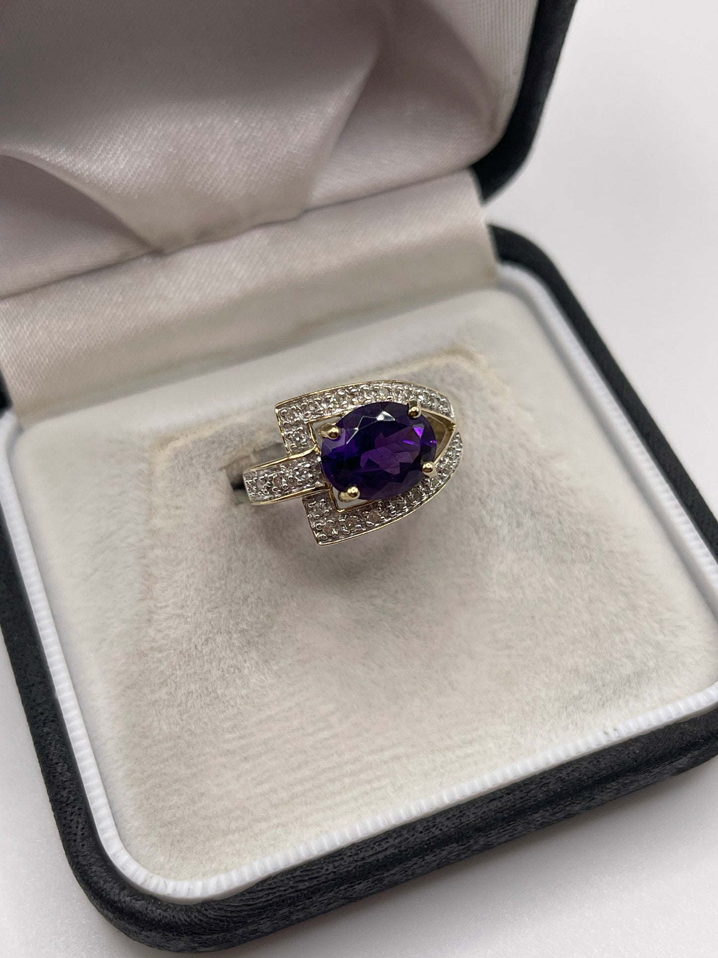 9ct gold amethyst and diamond ring