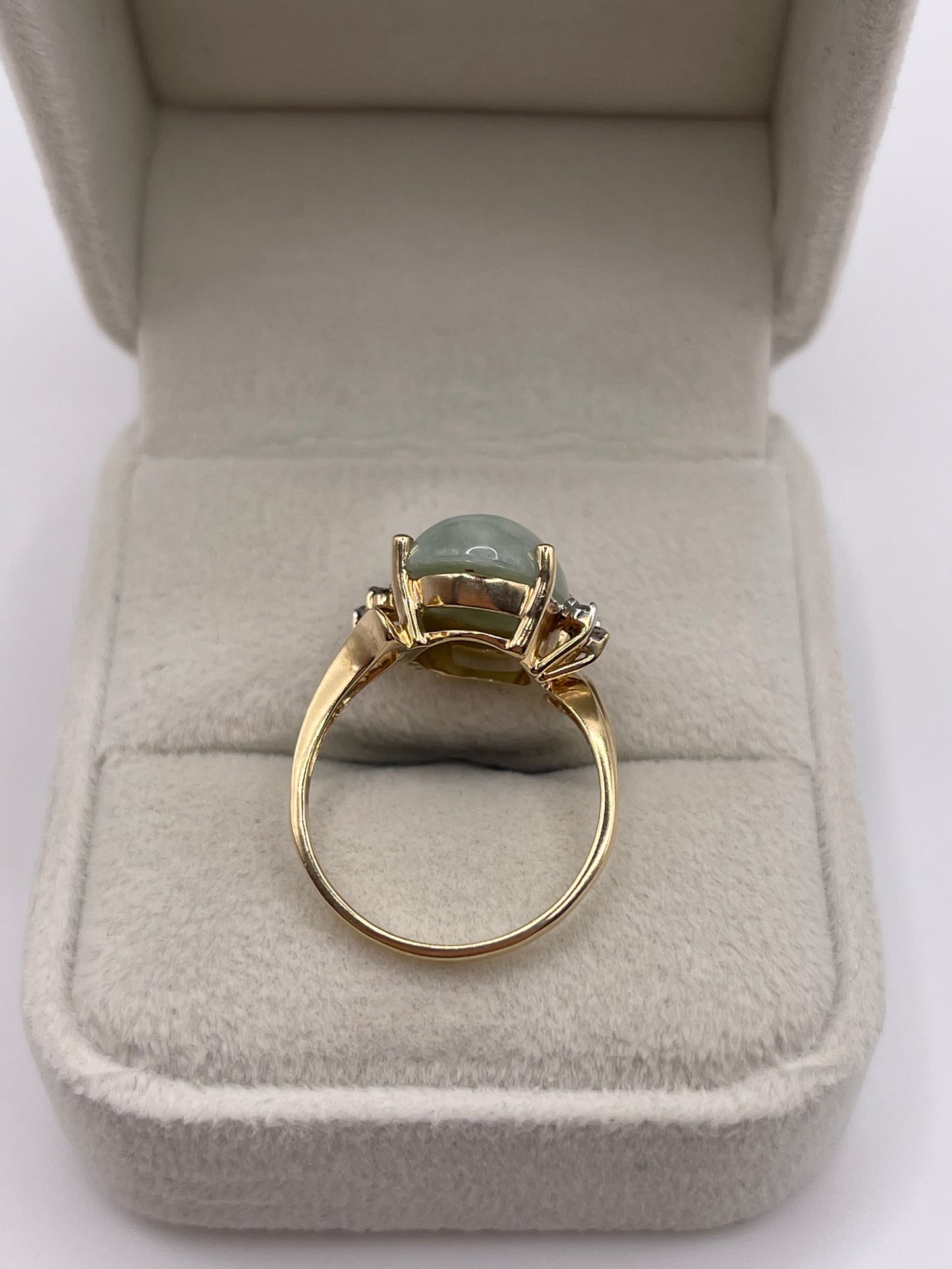 9ct gold jade and diamond ring