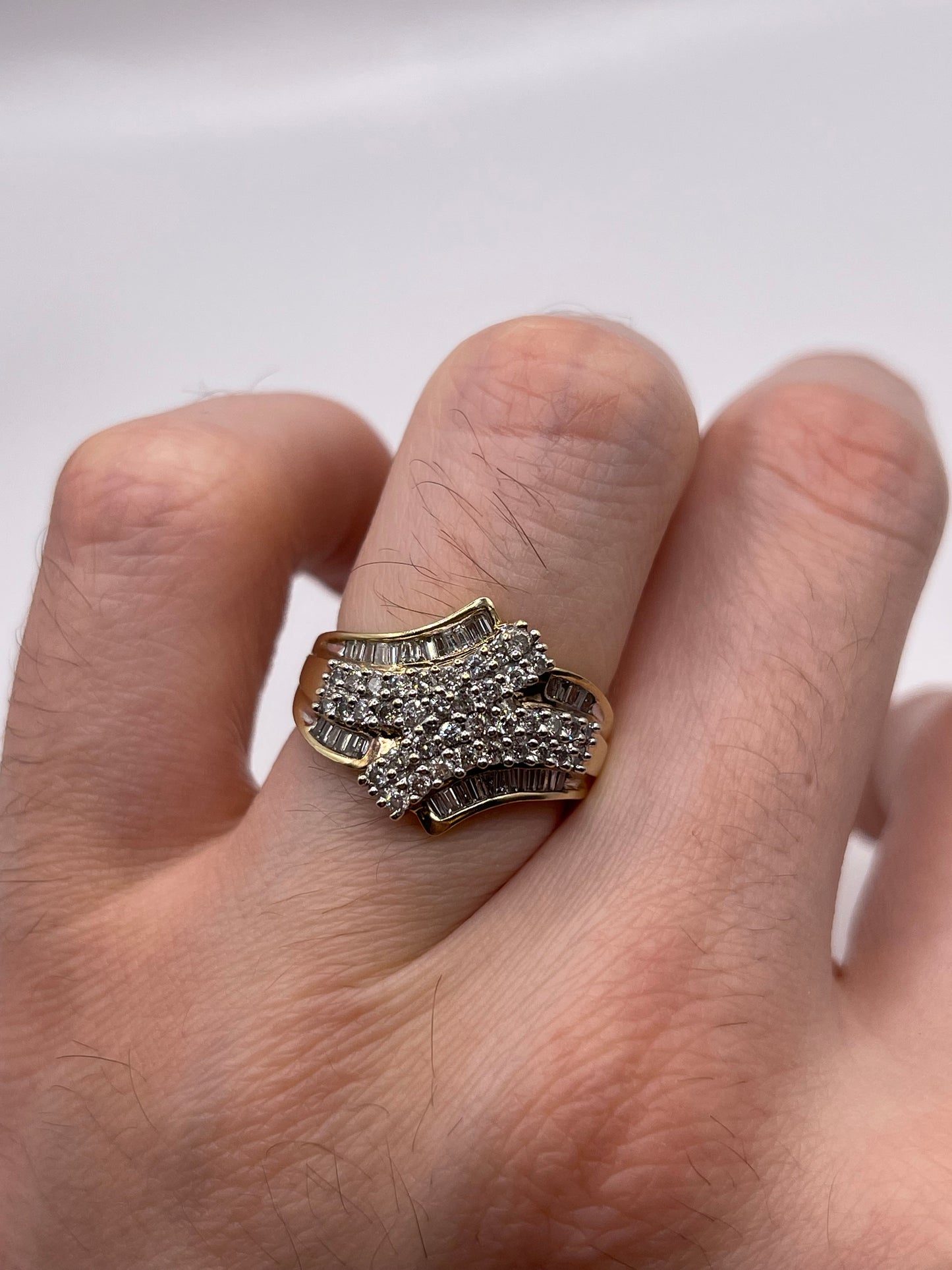 9ct gold diamond cluster ring