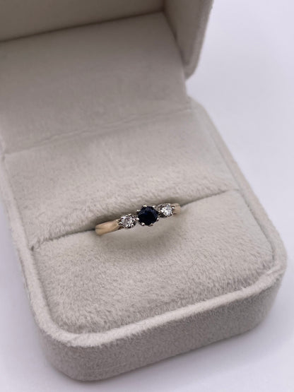 9ct gold sapphire and diamond ring