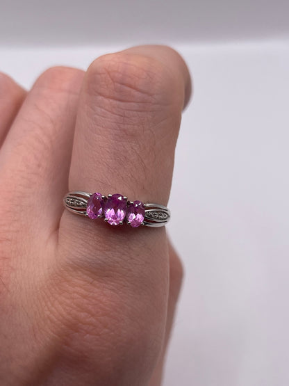9ct white gold pink sapphire and diamond ring