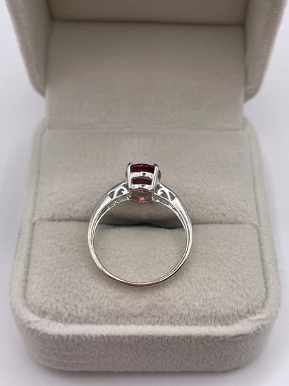9ct white gold tourmaline and diamond ring