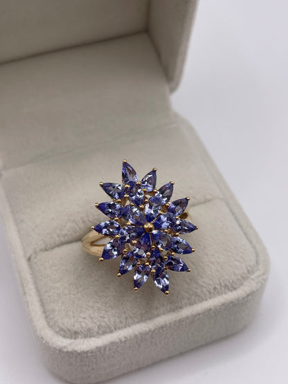9ct gold tanzanite cluster ring