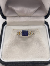 Load image into Gallery viewer, 9ct gold iolite and zircon ring
