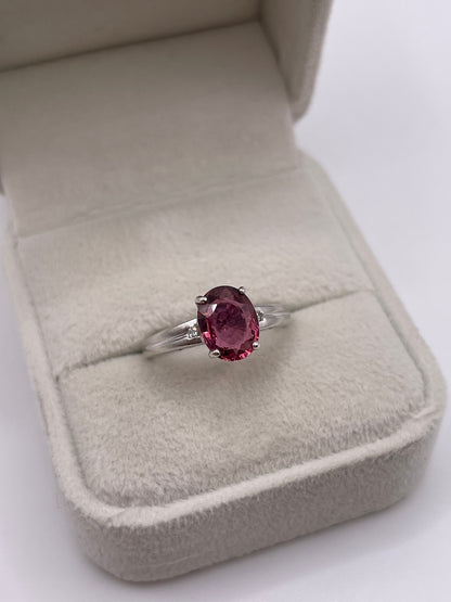 9ct white gold tourmaline and diamond ring
