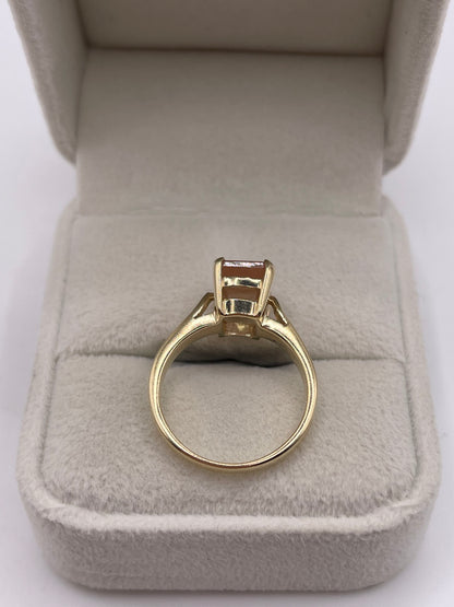 9ct gold gemstone ring