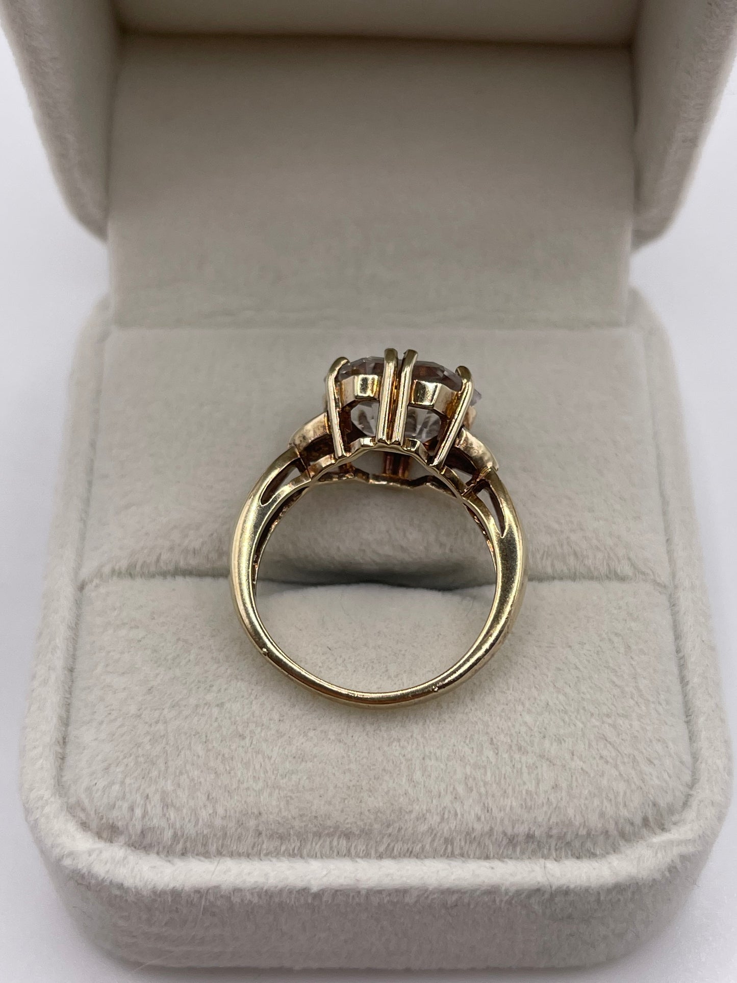 9ct gold zircon and pink sapphire ring