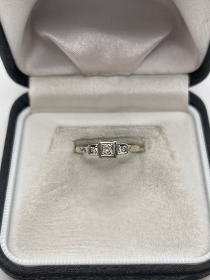 18ct gold diamond ring