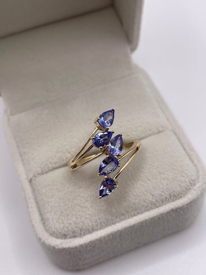 9ct gold tanzanite ring