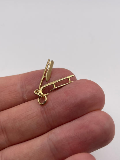 9ct gold skis charm