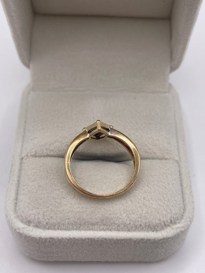 9ct gold diamond ring
