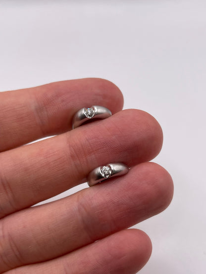 18ct white gold diamond earrings