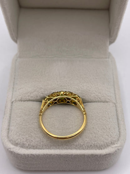 18ct gold peridot and diamond ring